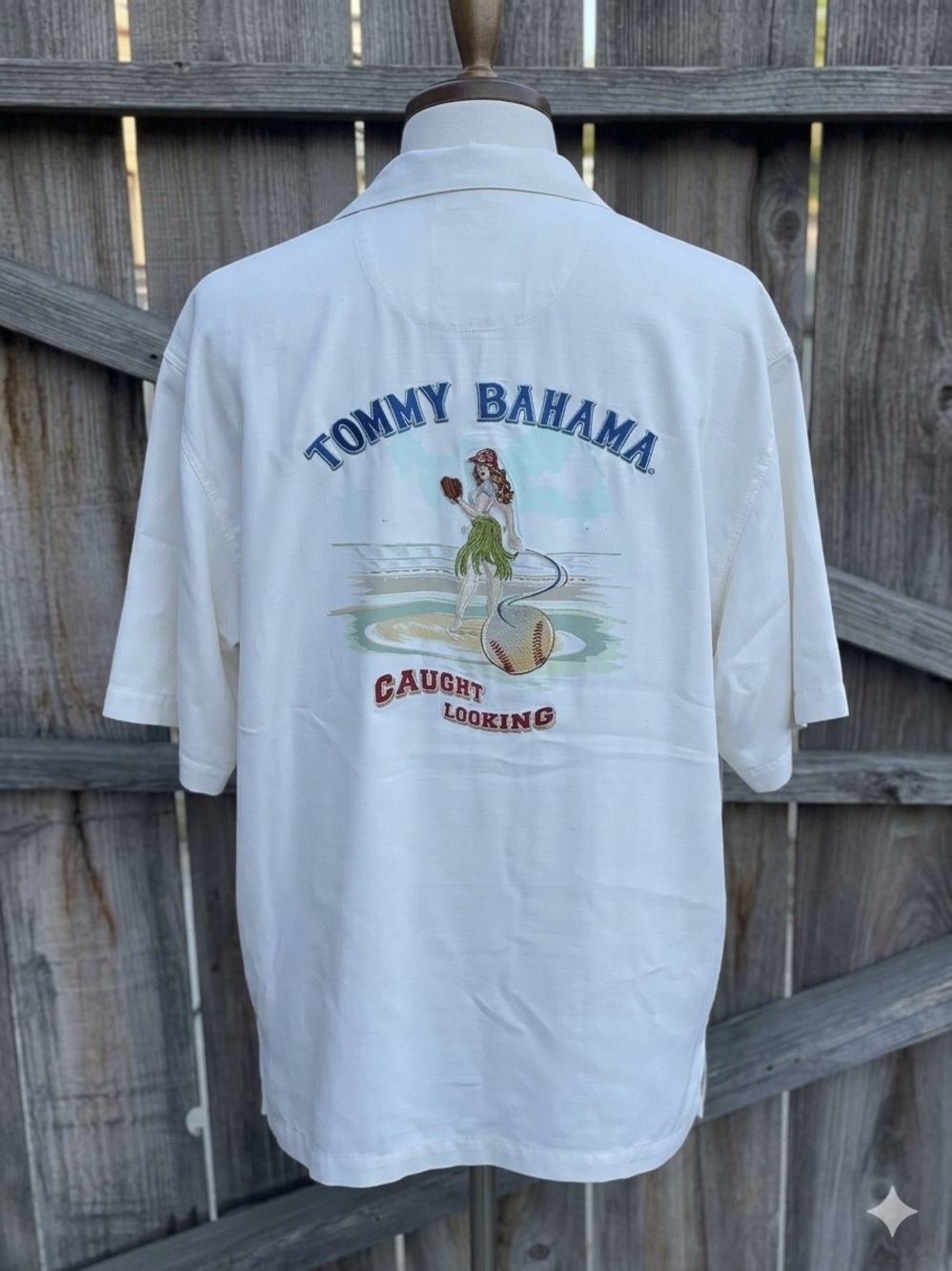 Tommy Bahama San Diego Padres MLB Caught Looking Embroidered 100% Silk Camp XXL